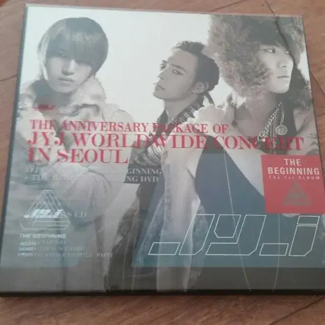 JYJ WORLDWIDE CONCERT IN SEOUL EDITION | 브랜드 중고거래 플랫폼